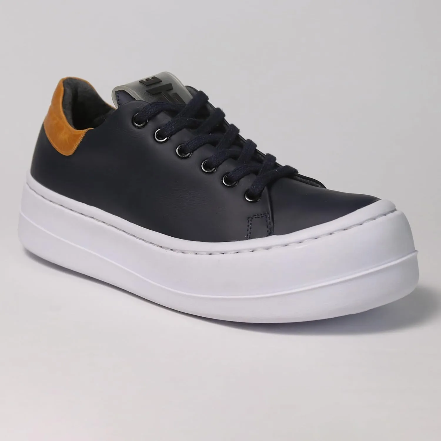 Basic - Sneakers for Women & Men - Handmade & Hand-Sewn Shoes Footwear
