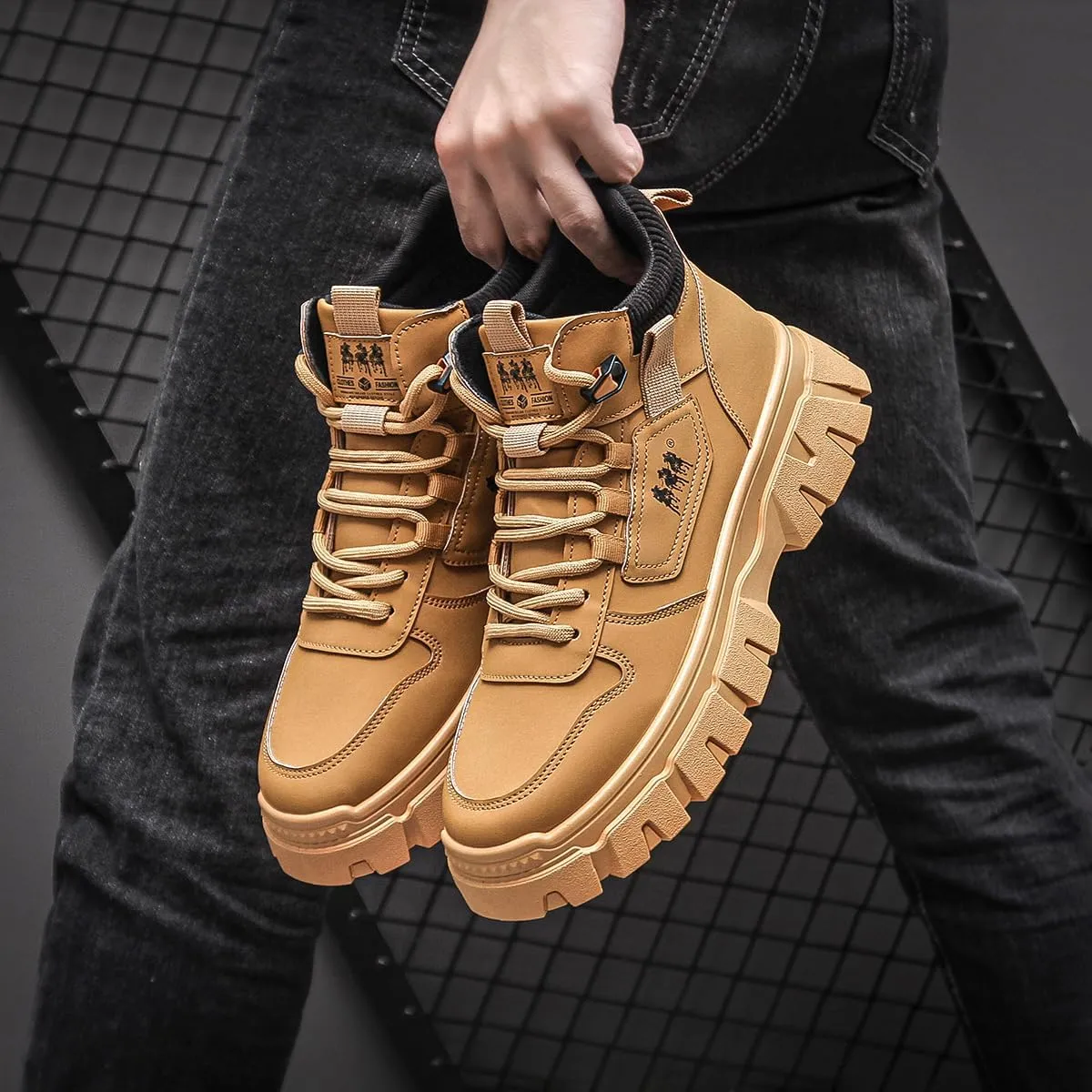 Breathable Non-Slip Hiking Boots for Men - Ideal for Outdoor Walking, Mountaineering, and Winter Activities