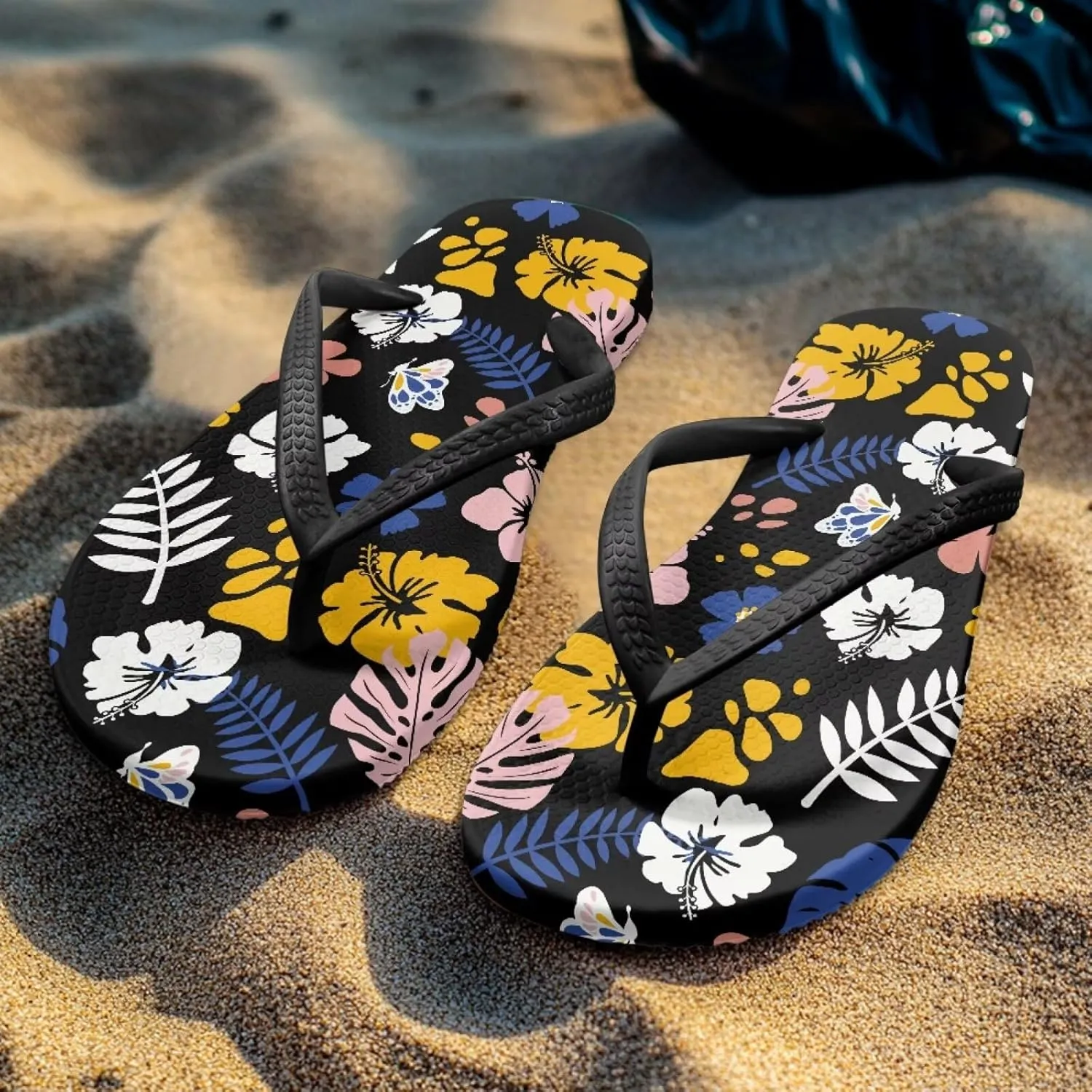 Creative Tropical Floral Print Women Flip Flops Lightweight Shower Slippers Stylish Casual Beach Sandals Summer Vacation