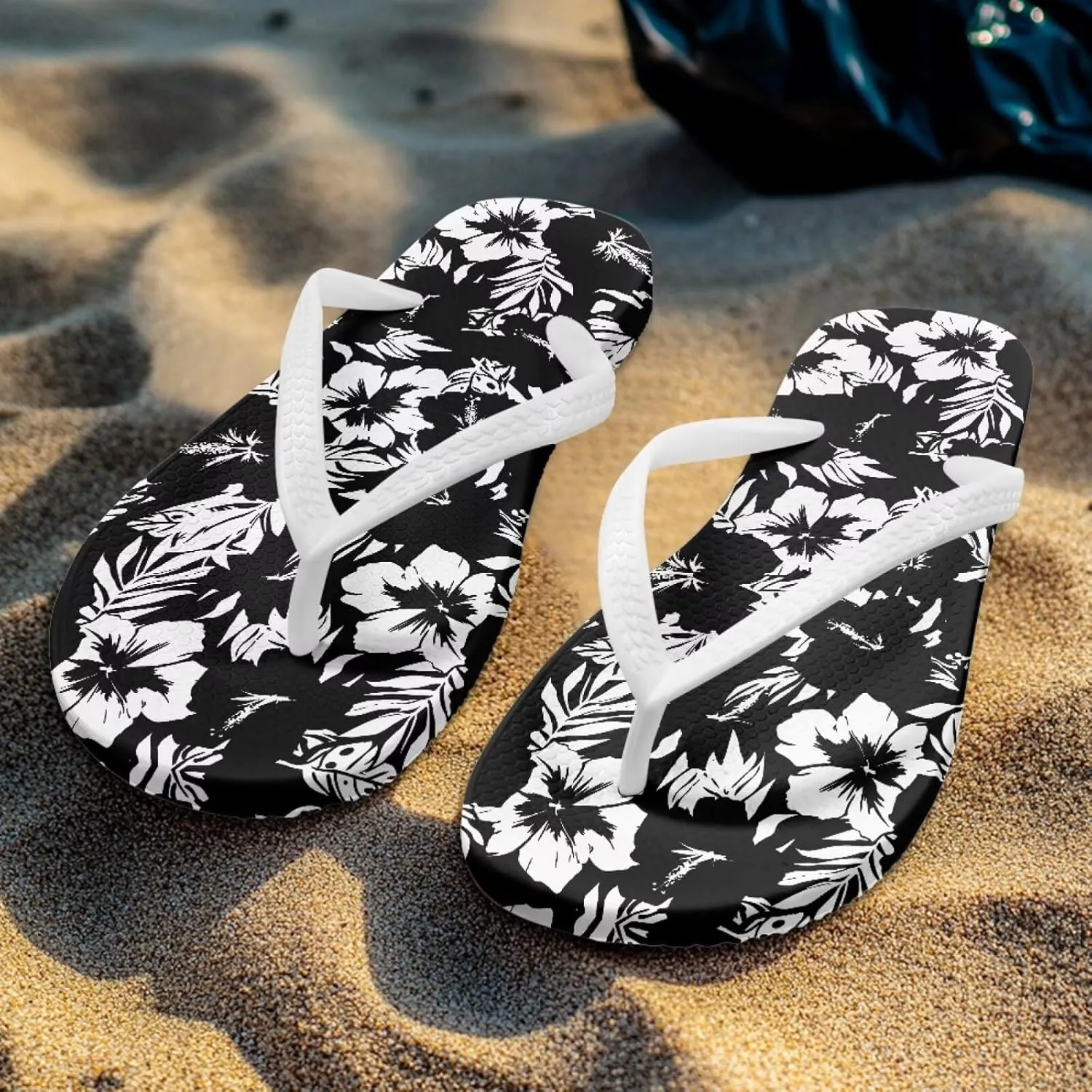 Creative Tropical Floral Print Women Flip Flops Lightweight Shower Slippers Stylish Casual Beach Sandals Summer Vacation