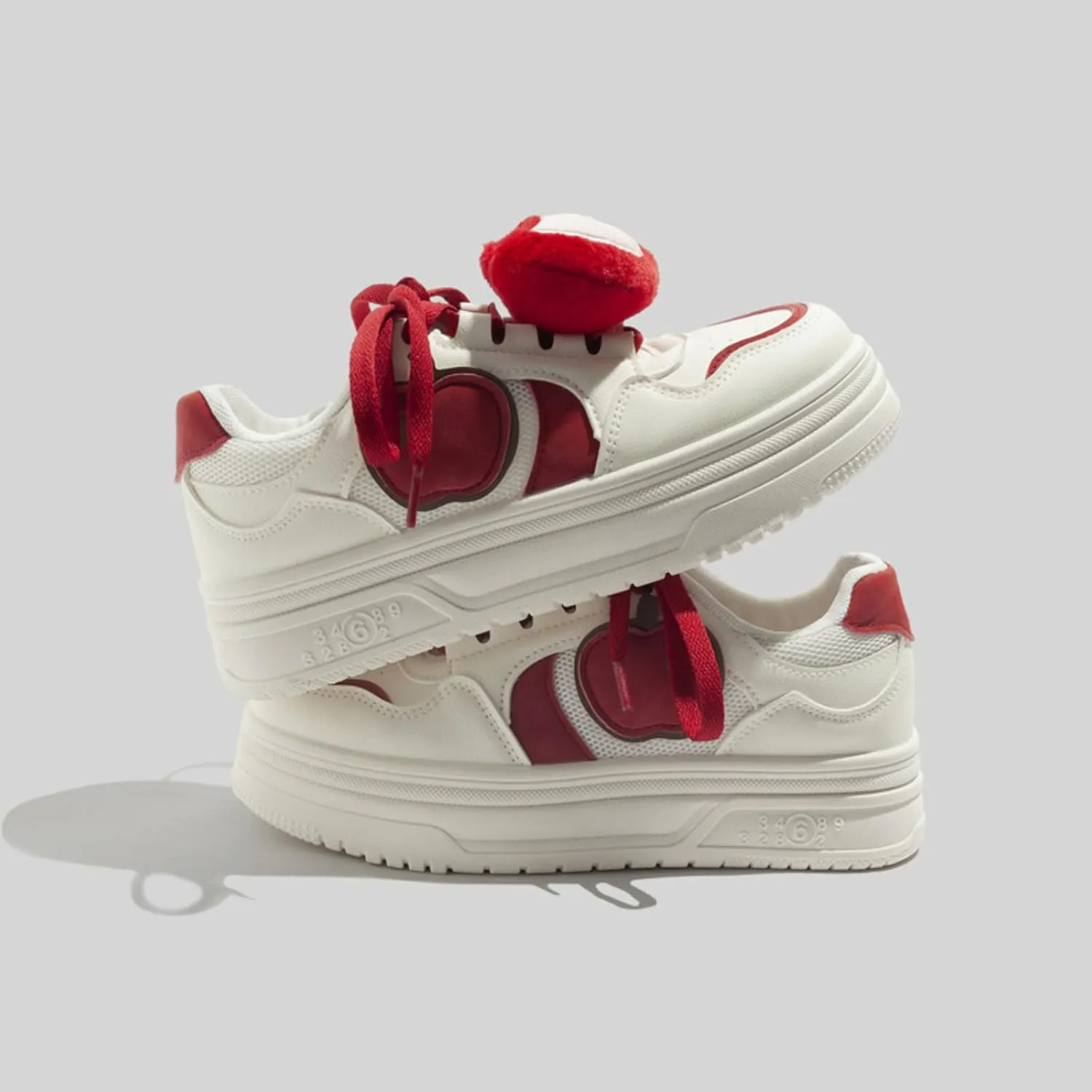 Cute Apple Sneakers for Women Lace-Up Platforms Cartoon Girl Cat & Fish Skate Shoes Thick Sole Height Increase Walking Cute Shoes