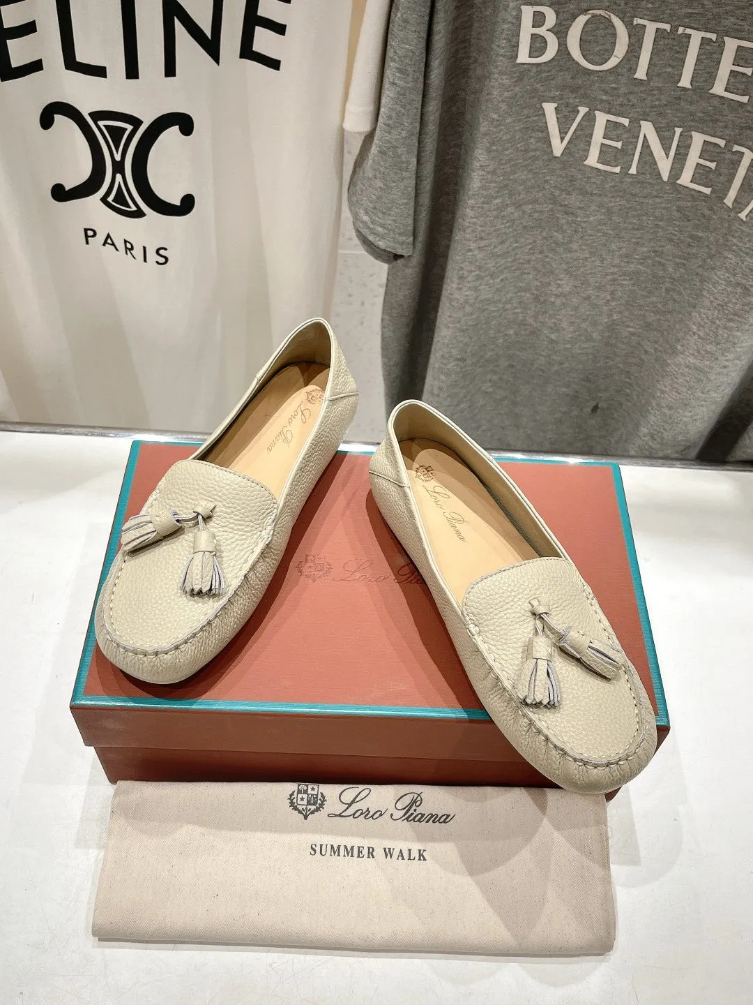 dot sole walk mocassin cream calfskin