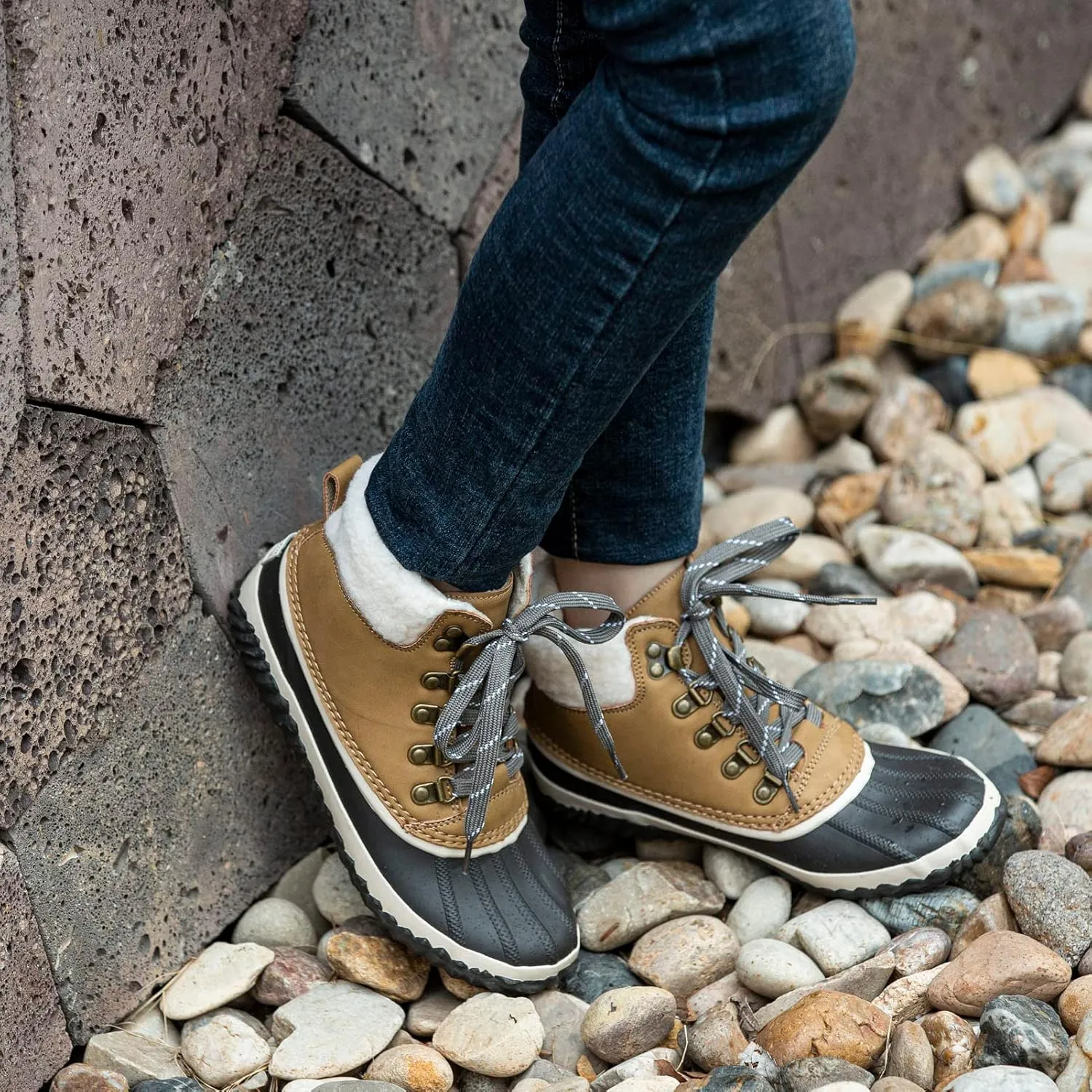 GAWBAW Womens Waterproof Winter Snow Boots - Warm Faux Fur Lined Lace up Duck Boots Ankle Rain Boots For Women