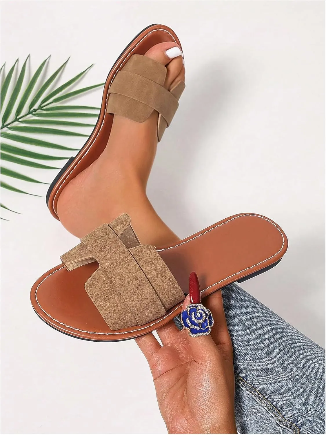 GORGLITTER Women's Open Toe Dressy Beach Sandal Trendy 2025 Comfy Flat Slide Summer Sandals