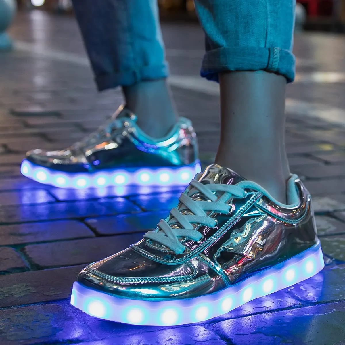 LED Light Up Shoes for Women Men Sports LED Shoes Dancing Sneakers Low-Top USB Charging Shoes for Kids