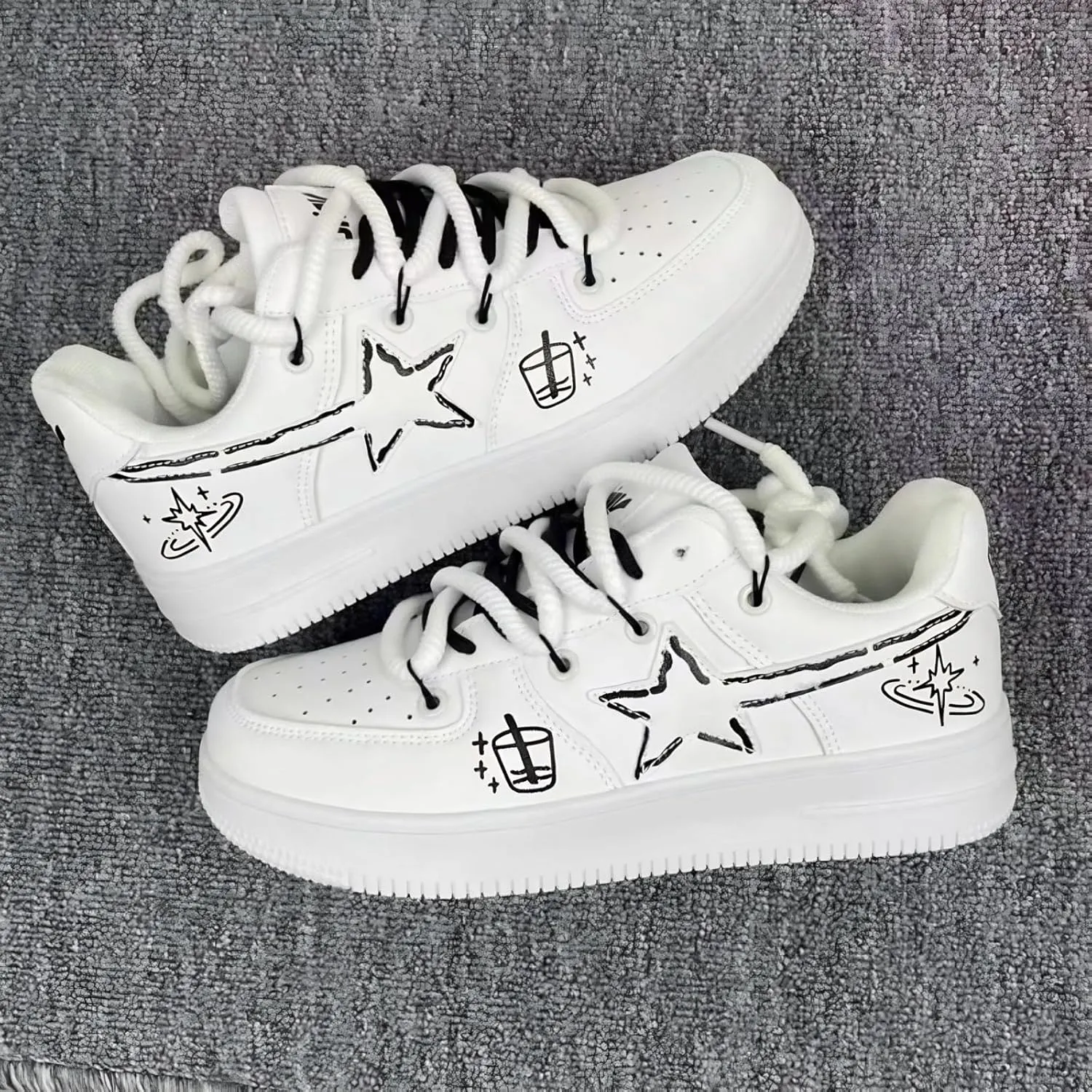Star Graffiti Platform Shoes Fashion Chunky Sneakers Women Casual Aesthetic Basketball Skateboard Shoes Couple Shoes