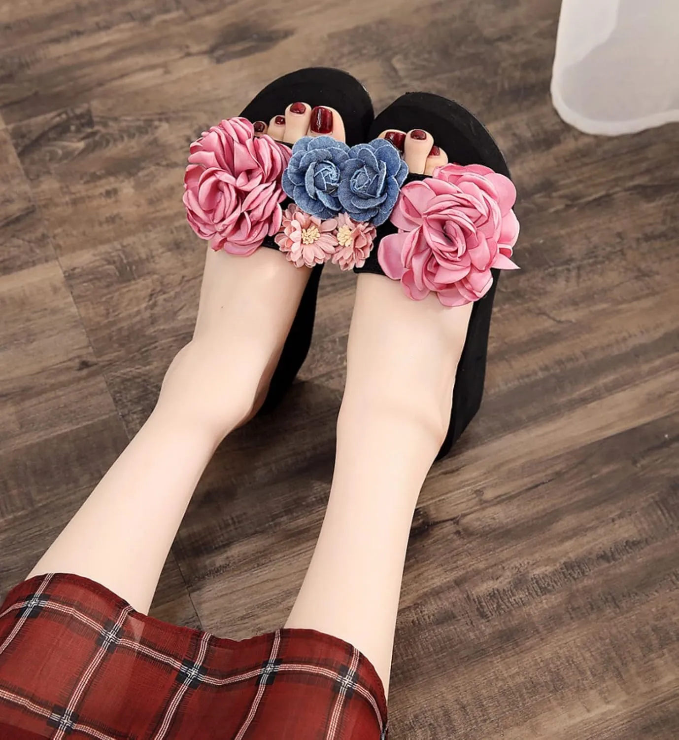 Women's Bohemian Flower Platform Wedge Sandals,Summer Comfortable Non-Slip Thick-Soled Beach Sandals,Trendy Flat Sandals With Flowers.