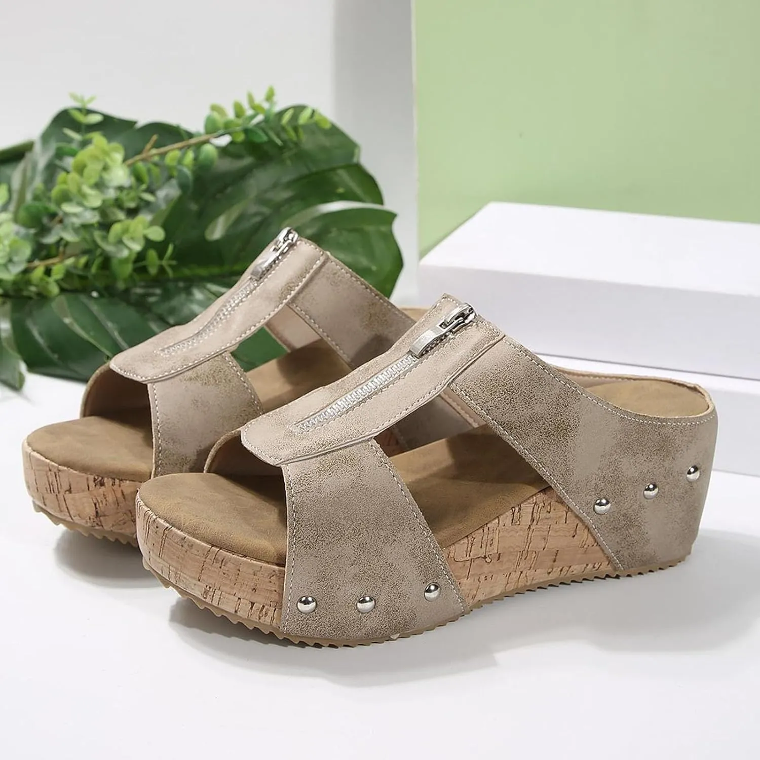 Women's Leather Platform Wedge Slippers Temperament Non Slip Beach Slippers Sandals for Women 2025