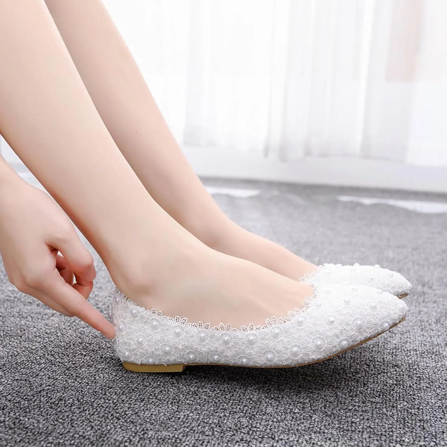 Women's Pearl Lace Slip-On Ballet Flats Pointed Toe Pumps Breathable Comfortable Dress Wedding Shoes for Party Evening Dating