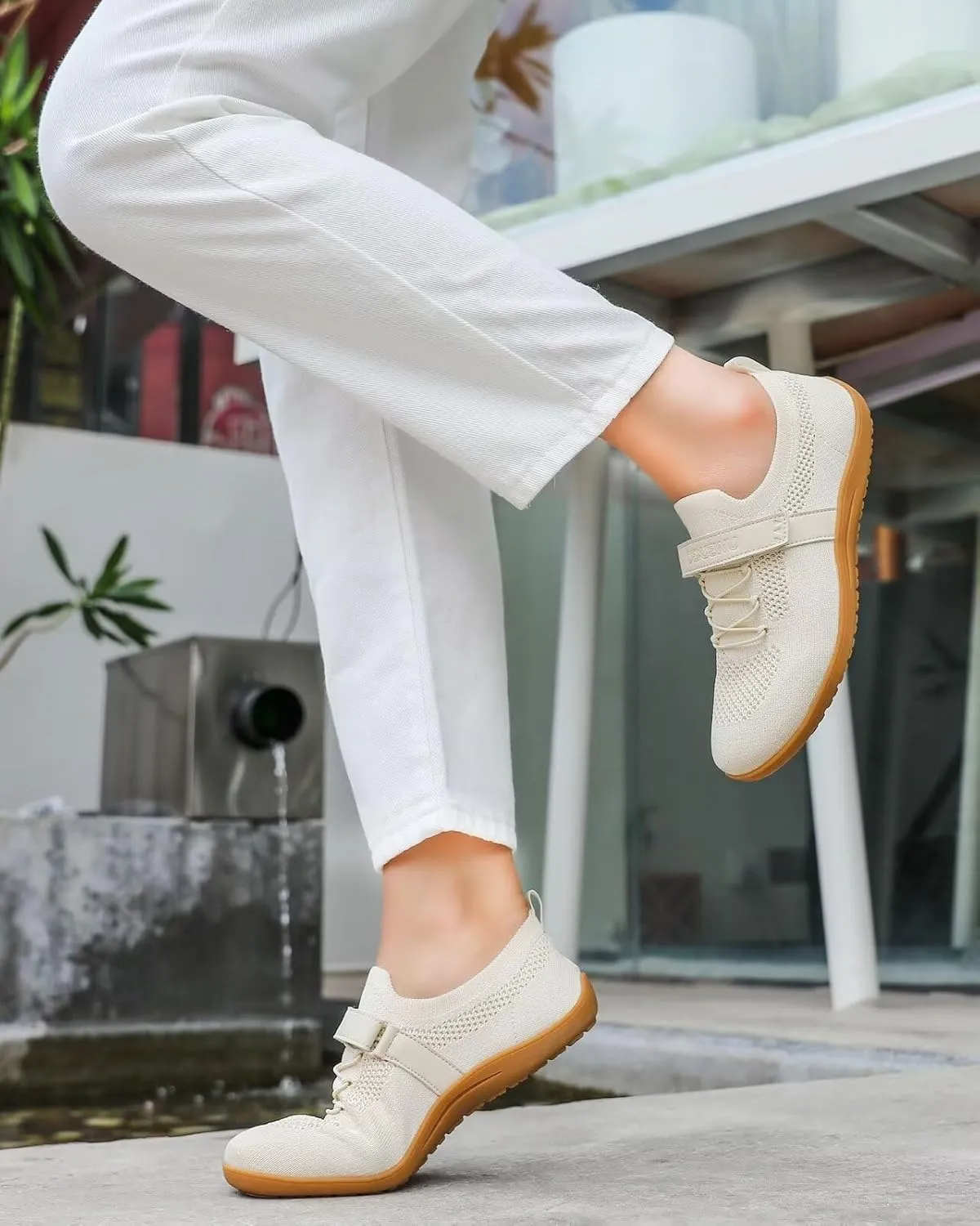 Women’s Wide Toe Walking Shoes Casual Tennis Gym Athletic Flats Slip-on Sneakers with Hook and Loop Strap